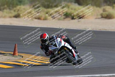 media/Oct-08-2022-SoCal Trackdays (Sat) [[1fc3beec89]]/Turn 10 (945am)/